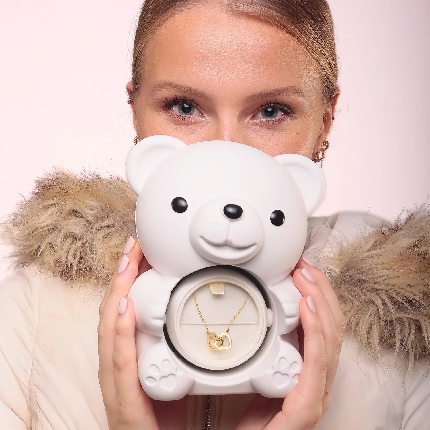 Oso de Rosas Eternas y Collar Personalizado