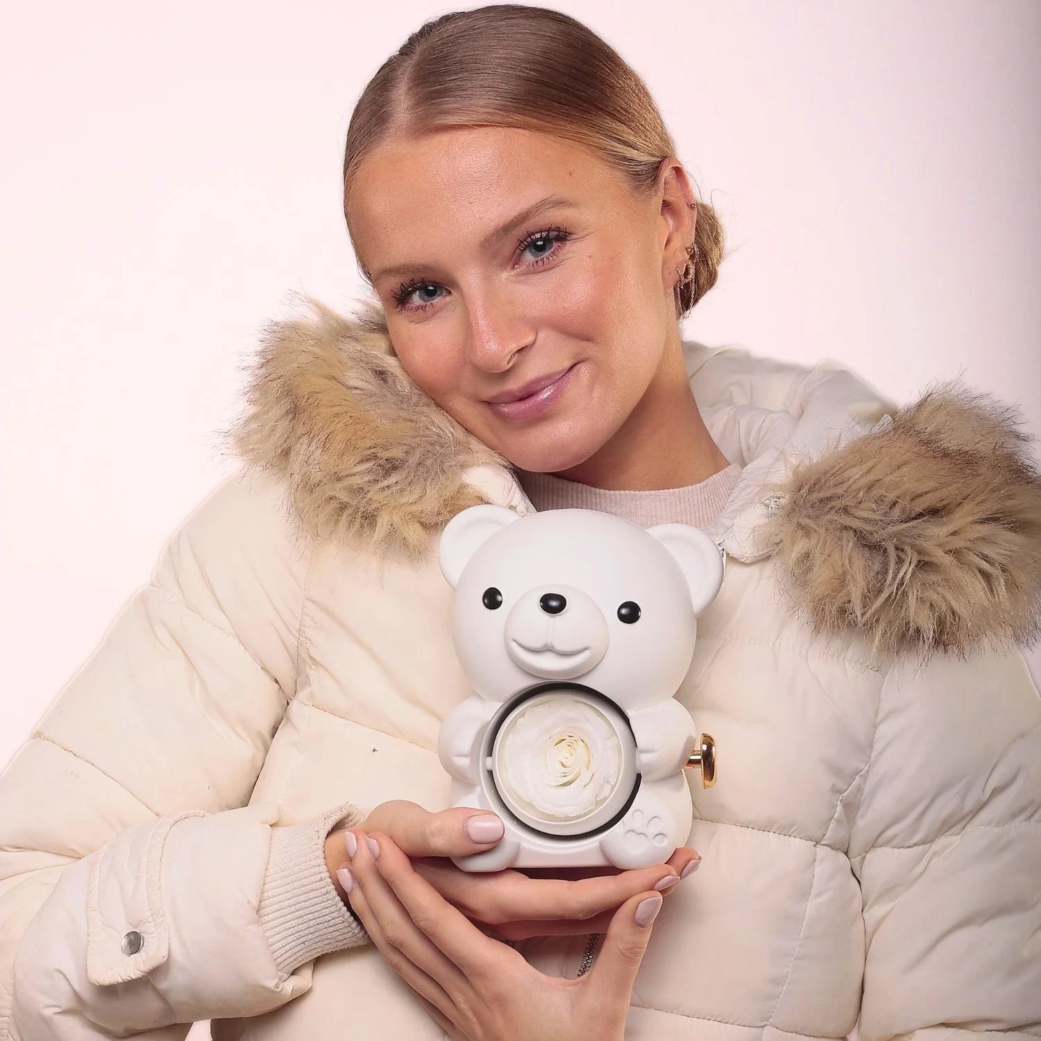 Oso de Rosas Eternas y Collar Personalizado